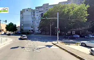 Тристаен апартамент с две тераси в кв. Погреби, Варна