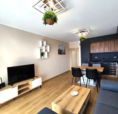 Photo 2 — 3-bedroom apartment in Varna, Pogrebi