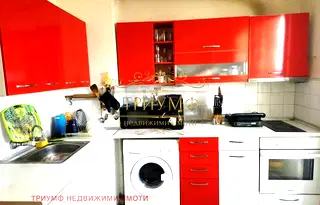 апартамент във Варна, Погреби