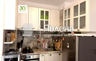 апартамент във Варна, Погреби