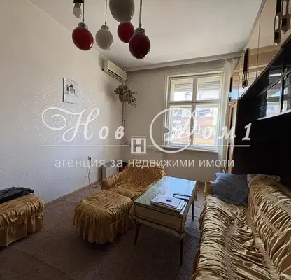 Photo 5 — 4-bedroom apartment in Varna, Pogrebi
