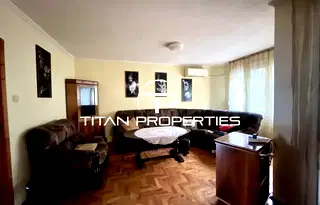 Четиристаен апартамент с тераса в района на Спортна зала, Варна