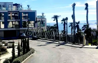 Многостаен апартамент с две тераси в Свети Никола, Варна