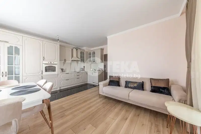 3-bedroom apartment in Varna, Troshevo