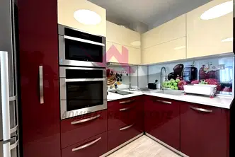 Тристаен апартамент с тераса в Трошево, Варна