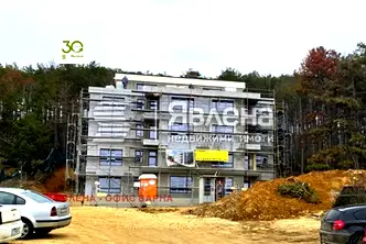 Двустаен апартамент с тераса в Виница, Варна