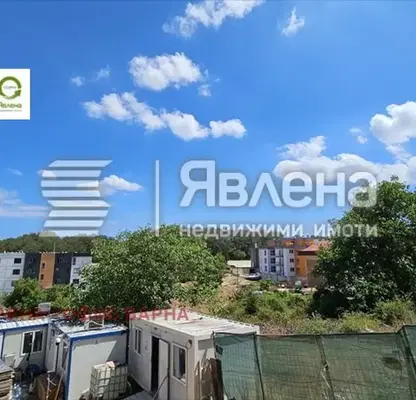 Снимка 5 — Тристаен апартамент с голяма веранда и морска панорама във Виница