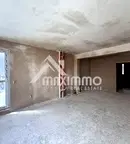 Тристаен апартамент с паркомясто във Виница, Варна