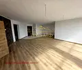 Снимка 3 — Просторен 4-стаен апартамент във Виница с две тераси