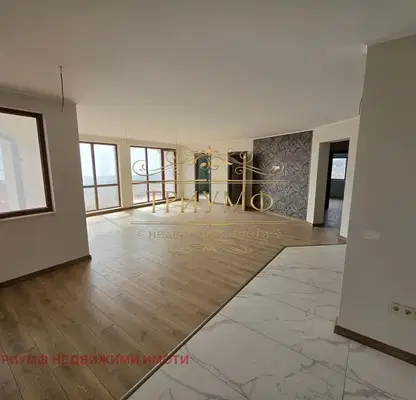 Photo 4 — 4-bedroom apartment in Varna, Vinica