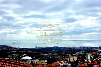 Просторен 4-стаен апартамент във Виница с две тераси