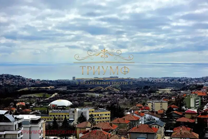 Spacious 4-room apartment with two terraces in Vinitsa, Varna
