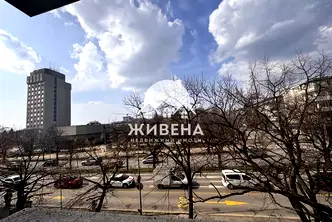 3-стаен апартамент в центъра на Варна с две тераси