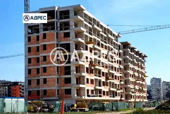 Двустаен апартамент с паркомясто във Владислав Варненчик, Варна
