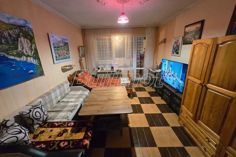 Двустаен апартамент 60 кв.м във Варна, Владислав Варненчик 2, с усвоени тераси