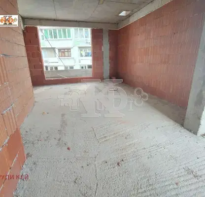 Photo 3 — Two-room apartment with terrace in Vazrazhdane 1, Varna
