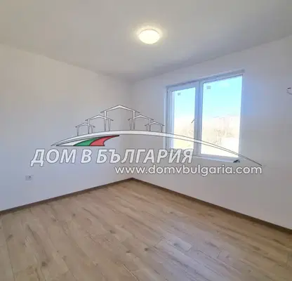 Снимка 3 — Апартамент 2 стаи във Варна, Възраждане 3 с морска панорама
