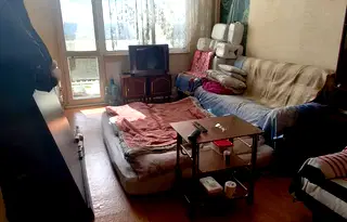 Тристаен панелен апартамент с две тераси във Възраждане 3, Варна