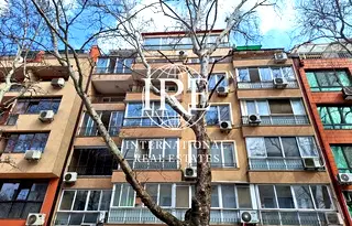Двустаен апартамент с тераса в Завод Дружба, Варна