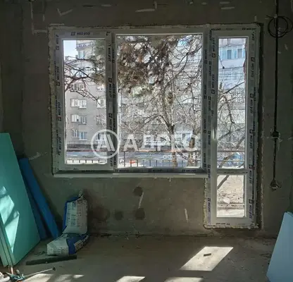 Снимка 2 — Двустаен апартамент във Велико Търново, Акация