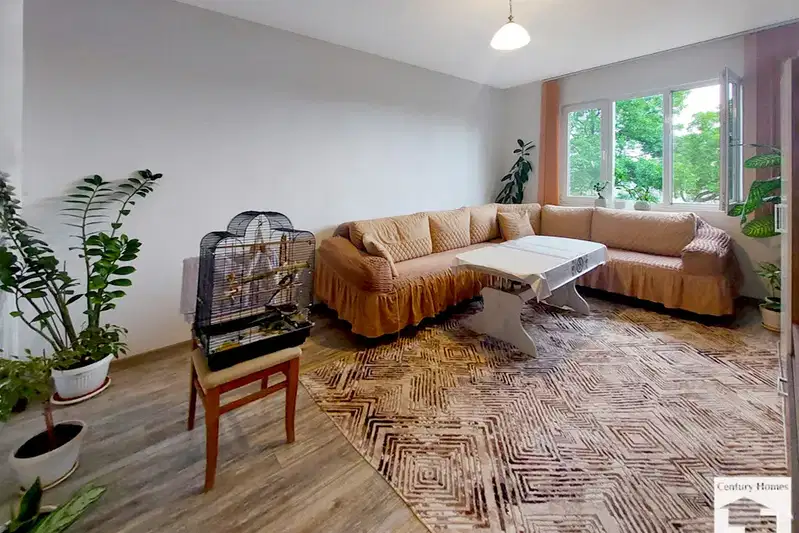 3-bedroom apartment in Veliko Tyrnovo, Akaciya