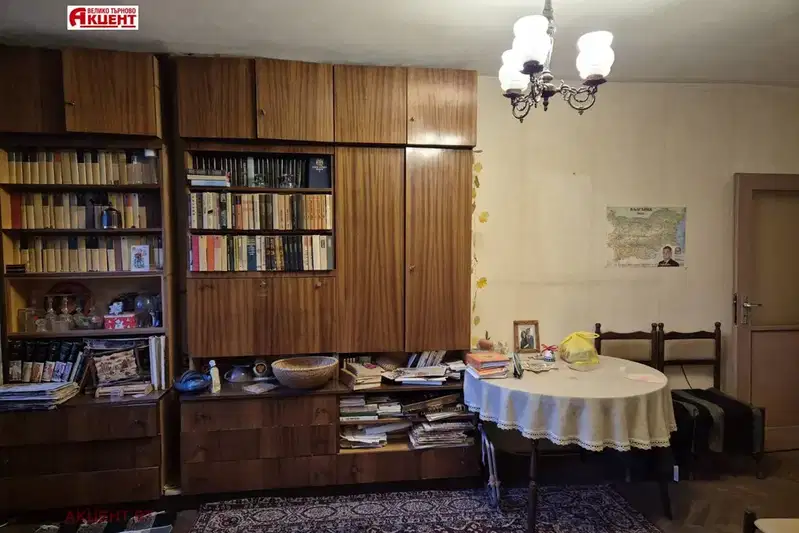 3-bedroom apartment in Veliko Tyrnovo, Centyr