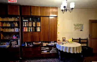 Тристаен апартамент във Велико Търново, Център