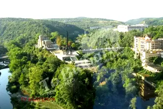 Тристаен апартамент във Велико Търново, Стара част