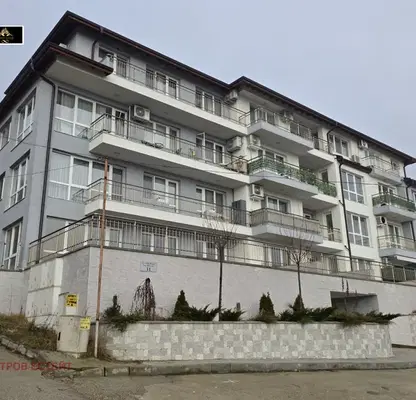 Снимка 2 — Двустаен апартамент в Пазарджик, Велин
