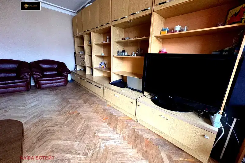 apartment in Vraca, Dybnika