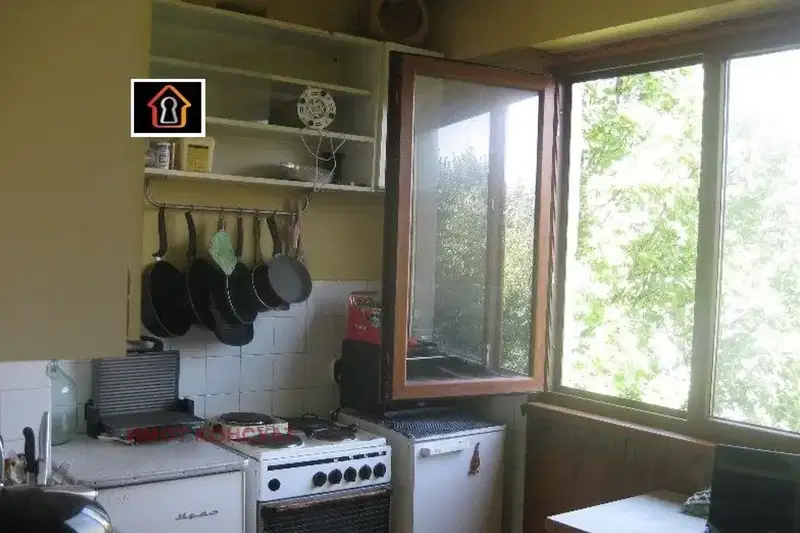 apartment in Vraca, Dybnika