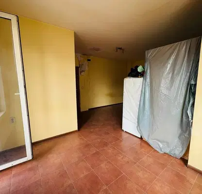 Снимка 5 — Двустаен апартамент с тераса в град Враца, Промишлена зона