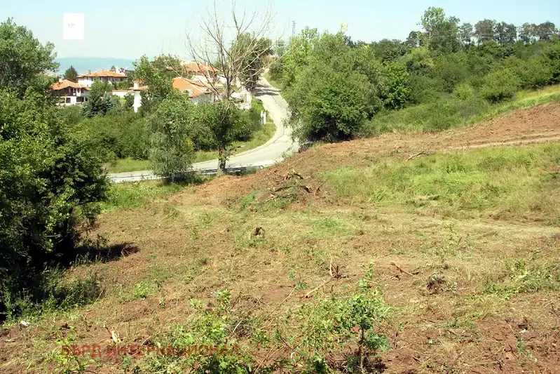 Парцел в Банкя