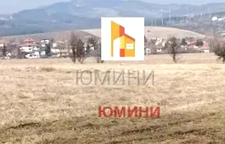 Парцел в Банкя