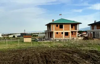 Парцел в София, Божурище