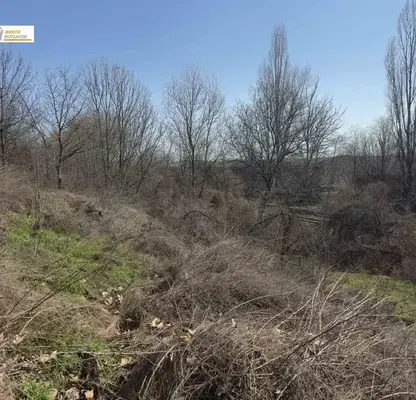Снимка 2 — Парцел във Велико Търново, Горна Оряховица