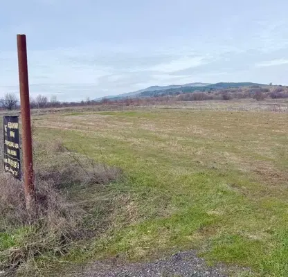 Photo 2 — Plot in Kyustendil, Promishlena Zona - Sever