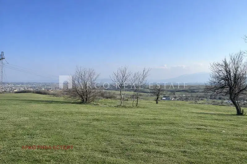 Парцел в Нови Искър