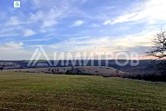 Парцел в Шумен, Нови пазар