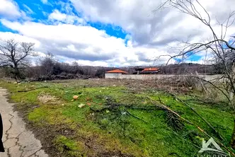 Парцел в Перник, Кристал