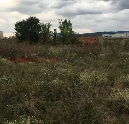 Photo 4 — Plot in Oblast Pernik, Radomir