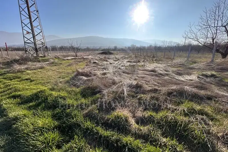 Plot in Oblast Plovdiv, Brestnik