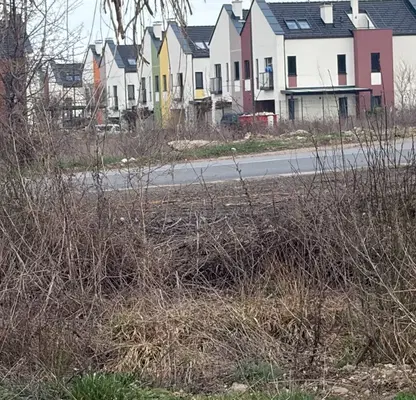 Photo 2 — Plot in German