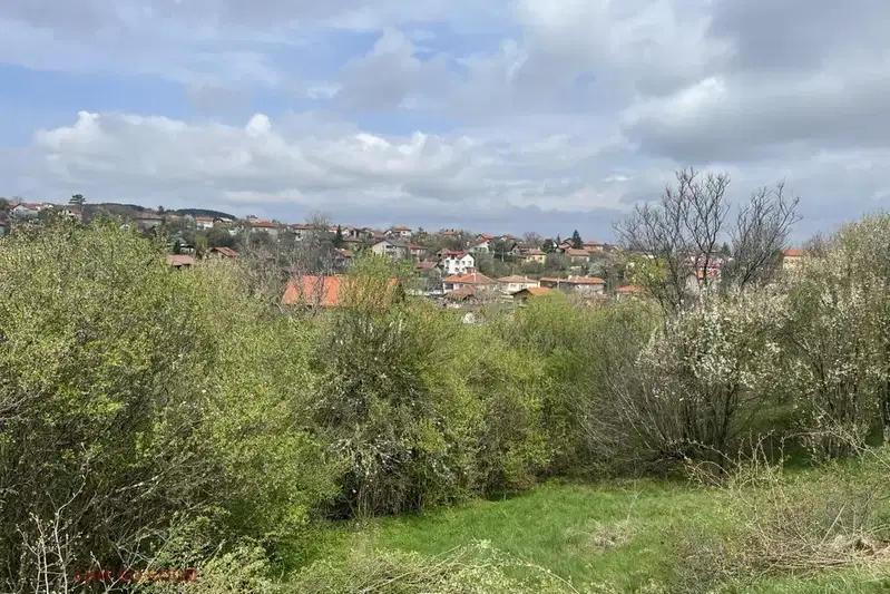 Plot in област София, Herakovo