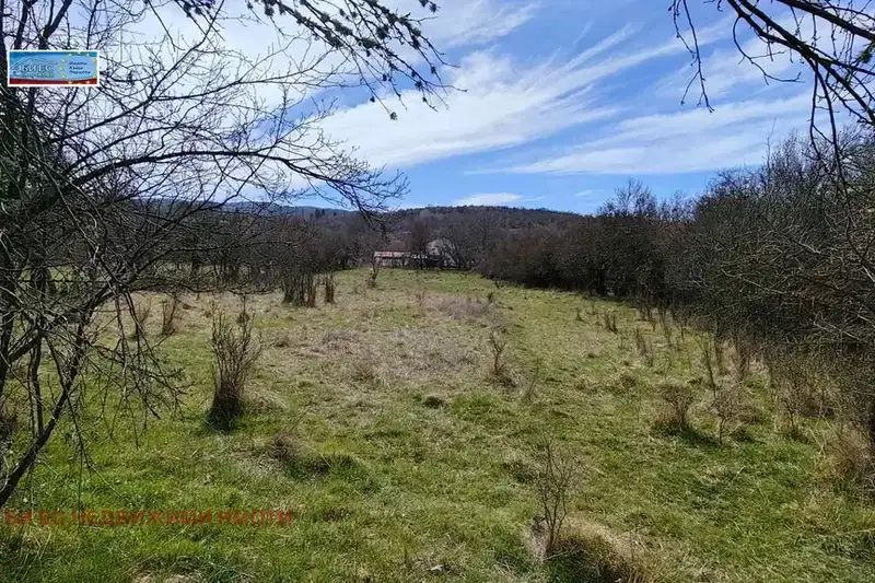 Plot in Oblast Pernik, Kondofrei