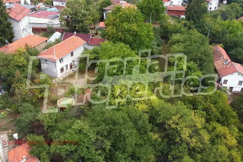 Plot in област София, Kovachevci