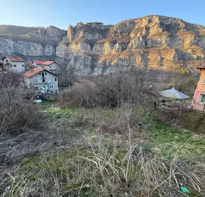Photo 2 — Plot in област София, Lakatnik