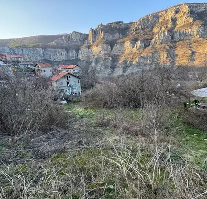 Photo 3 — Plot in област София, Lakatnik