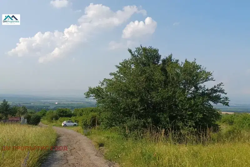 Парцел в с. Лозен