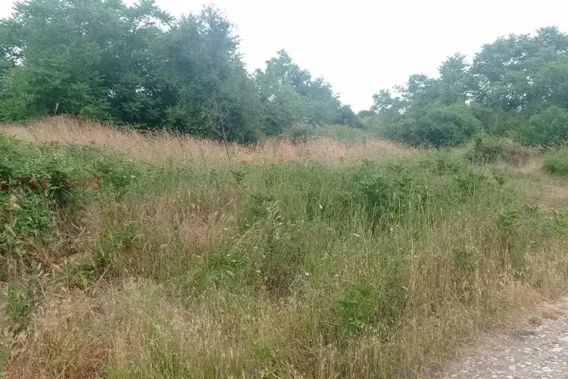 Парцел в Шумен, с. Марково